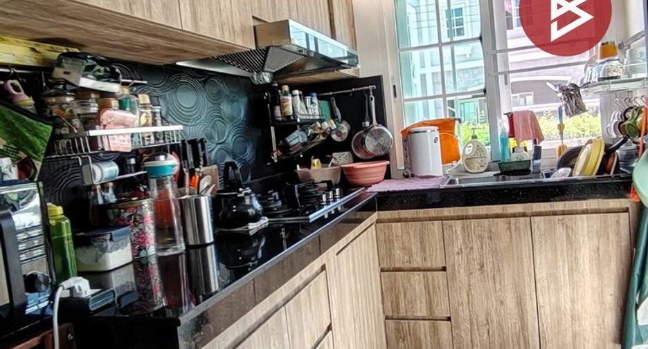 Продажа 4 спальни дом в Банг Кхен, Бангкок