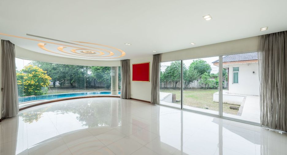 Casa en venta de 4 habitaciones en Khan Na Yao, Bangkok