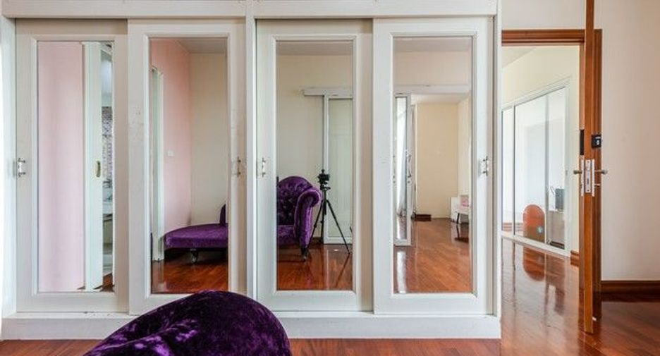 Casa en venta de 4 habitaciones en Khan Na Yao, Bangkok