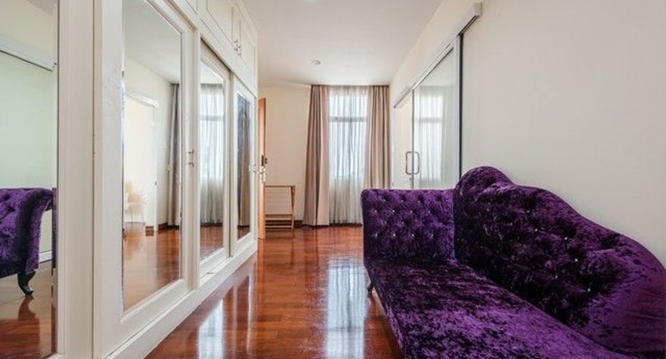 Casa en venta de 4 habitaciones en Khan Na Yao, Bangkok