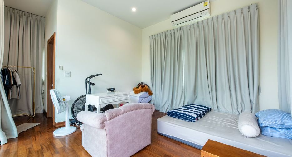 Casa en venta de 4 habitaciones en Khan Na Yao, Bangkok