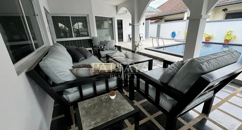 Haus zur Miete und zum Kauf mit 3 Zimmer in Bang Lamung, Chonburi