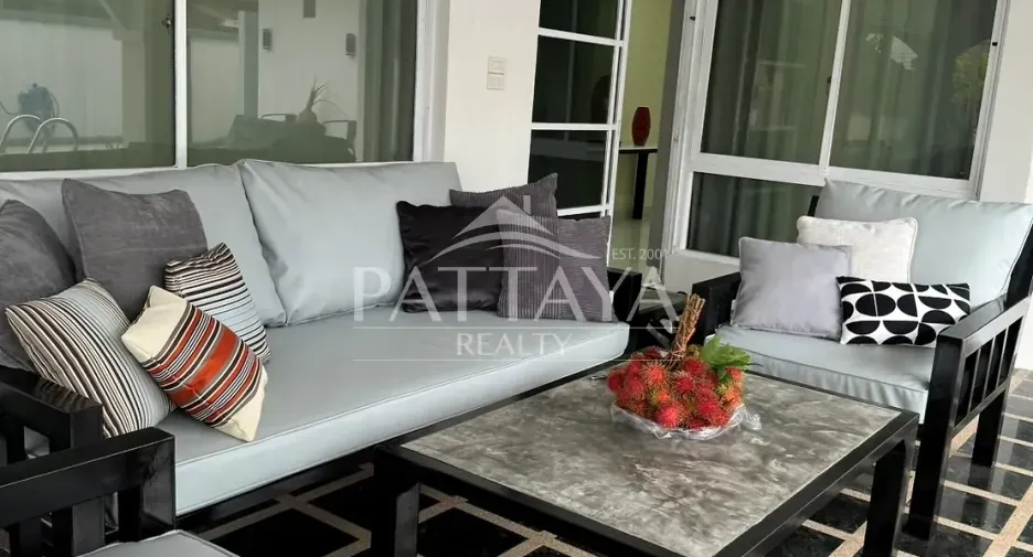 Haus zur Miete und zum Kauf mit 3 Zimmer in Bang Lamung, Chonburi