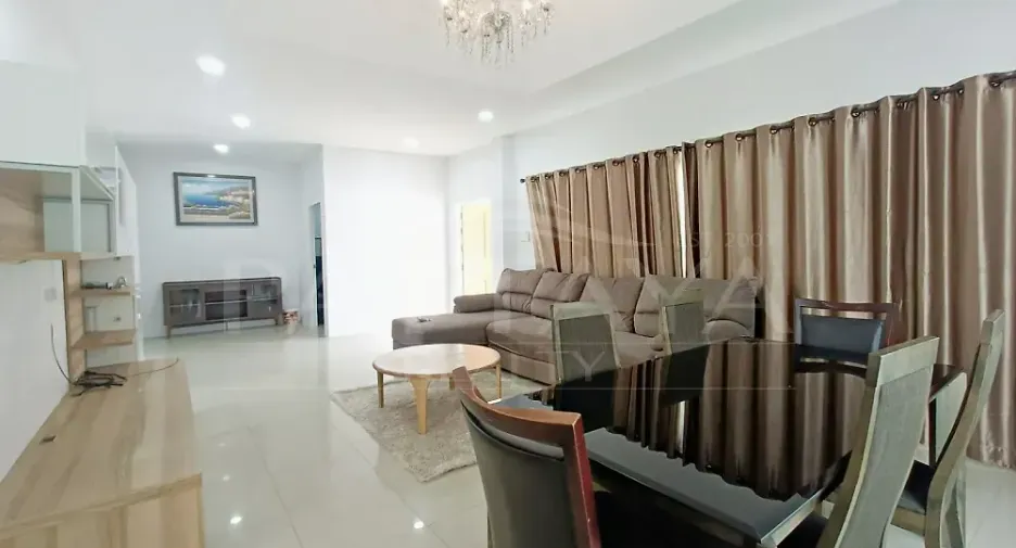 For rent 3 bedrooms house in Bang Lamung, Chonburi