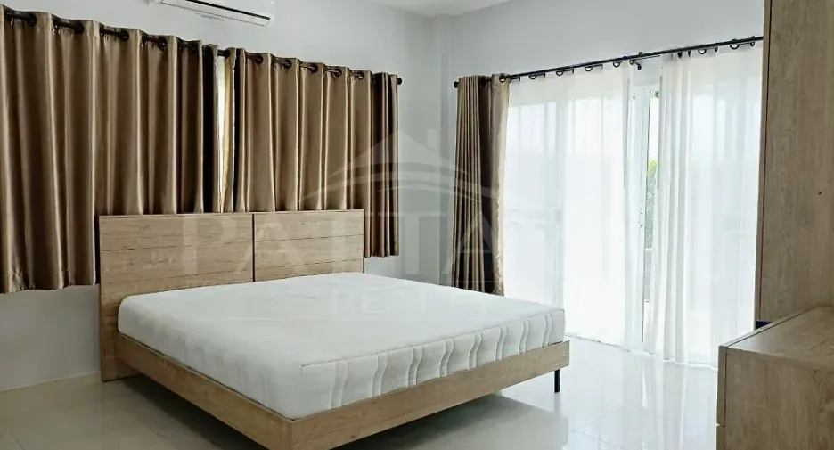 For rent 3 bedrooms house in Bang Lamung, Chonburi