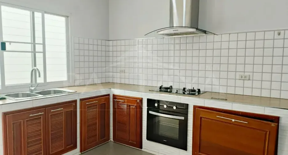 For rent 3 bedrooms house in Bang Lamung, Chonburi