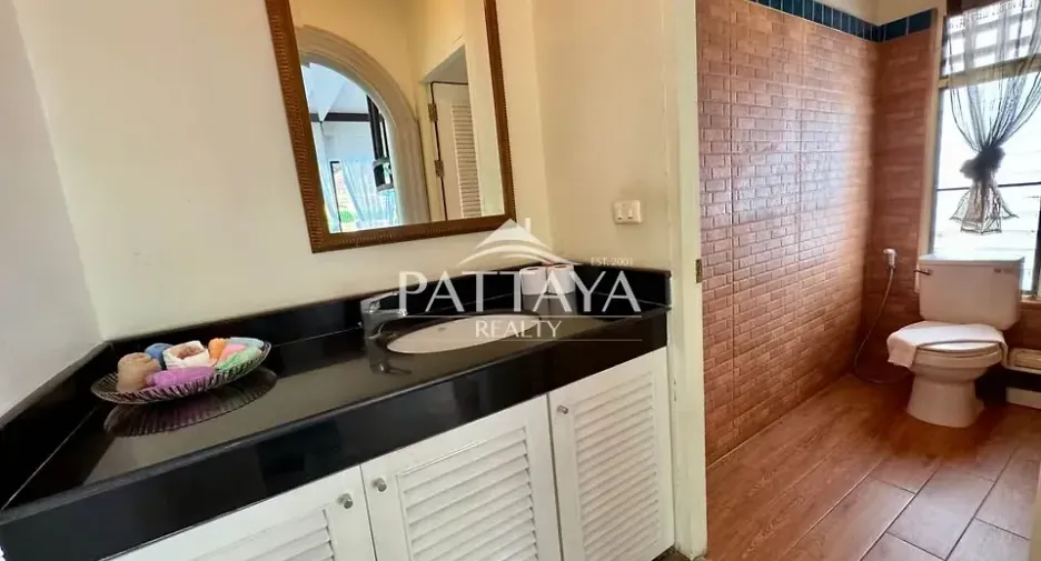 For sale 3 ベッドルーム house in Bang Lamung, Chonburi