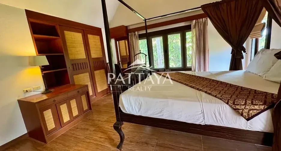 For sale 3 ベッドルーム house in Bang Lamung, Chonburi
