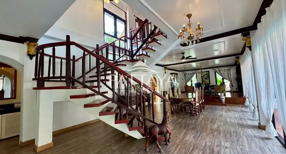 For sale 3 ベッドルーム house in Bang Lamung, Chonburi