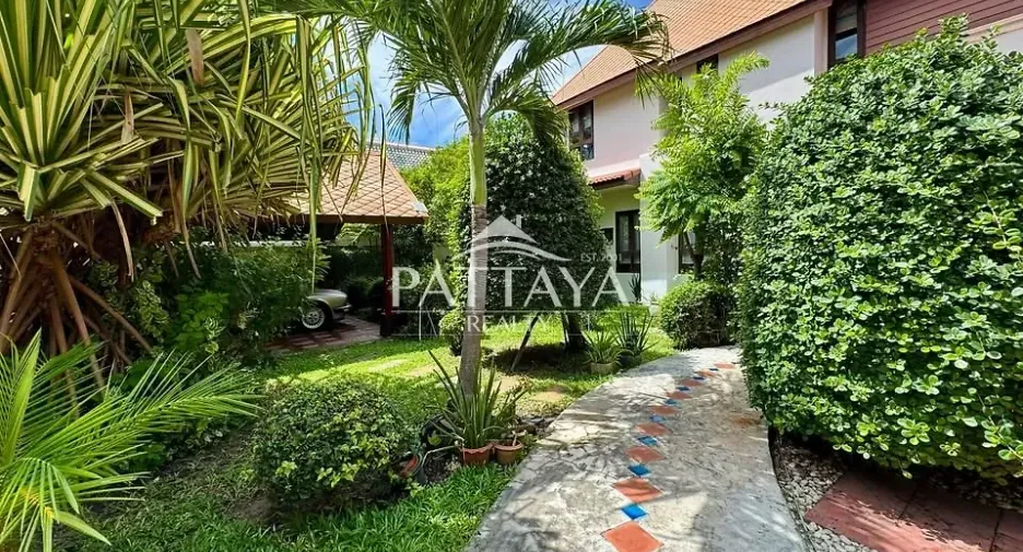 For sale 3 ベッドルーム house in Bang Lamung, Chonburi