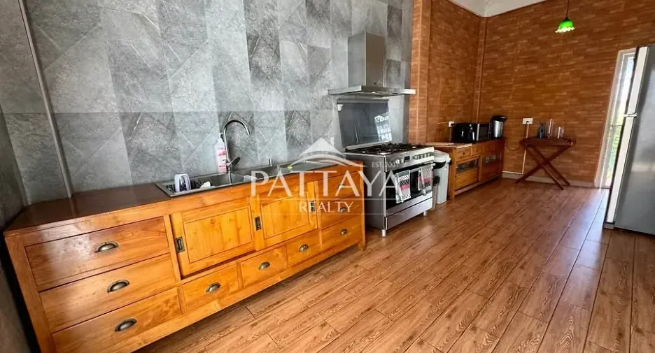 For sale 3 ベッドルーム house in Bang Lamung, Chonburi