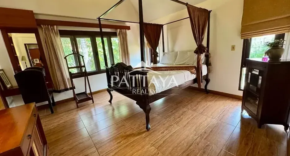 For sale 3 ベッドルーム house in Bang Lamung, Chonburi