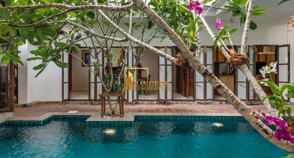 For rent 4 ベッドルーム house in Khlong Toei, Bangkok