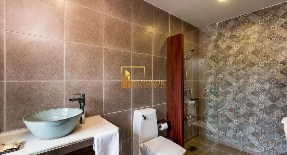 For rent 4 ベッドルーム house in Khlong Toei, Bangkok