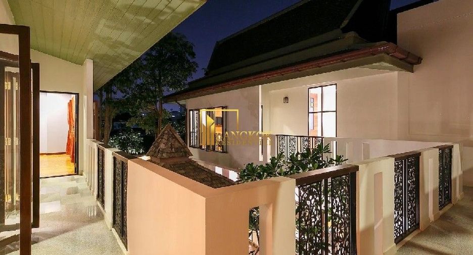 For rent 4 ベッドルーム house in Khlong Toei, Bangkok