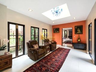 For rent 4 ベッドルーム house in Khlong Toei, Bangkok