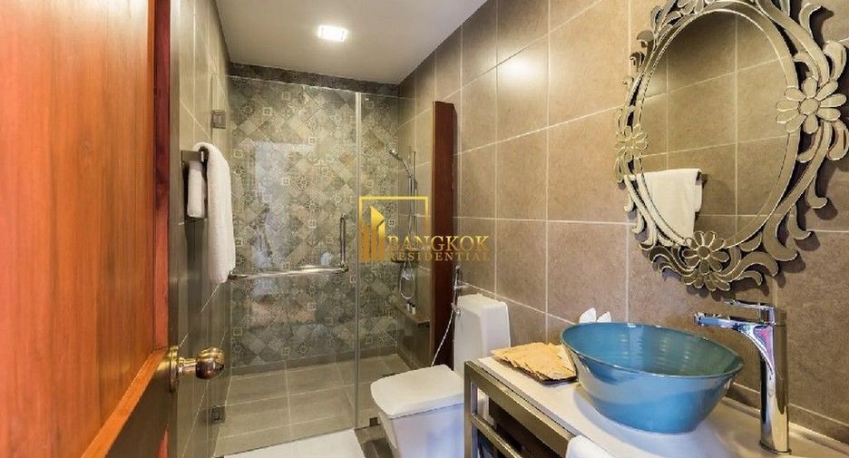 For rent 4 ベッドルーム house in Khlong Toei, Bangkok