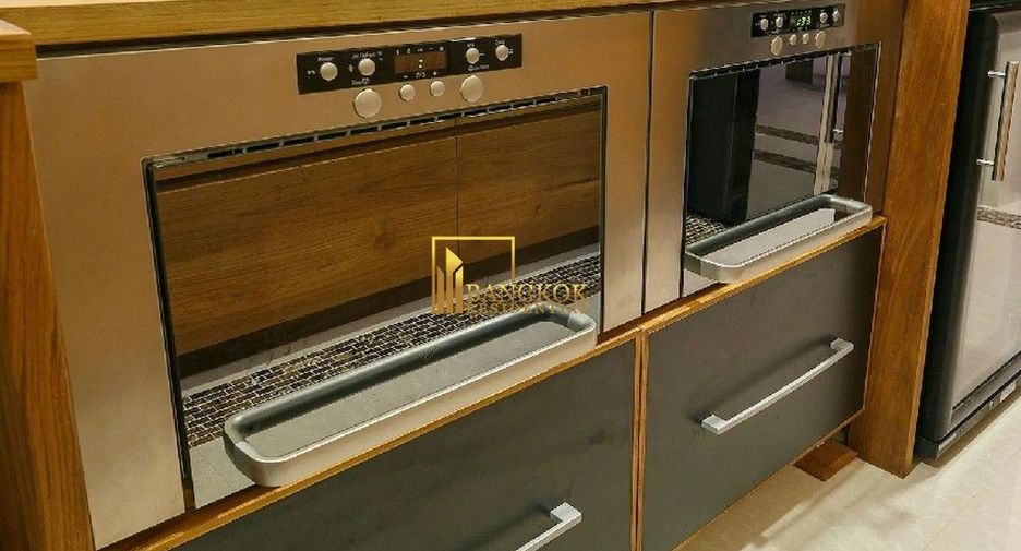 For rent 4 ベッドルーム house in Khlong Toei, Bangkok