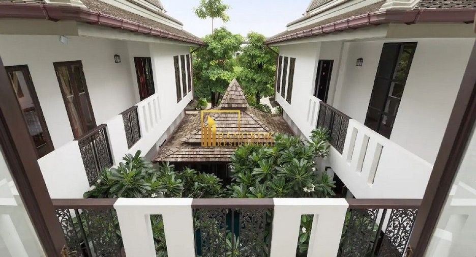 For rent 4 ベッドルーム house in Khlong Toei, Bangkok