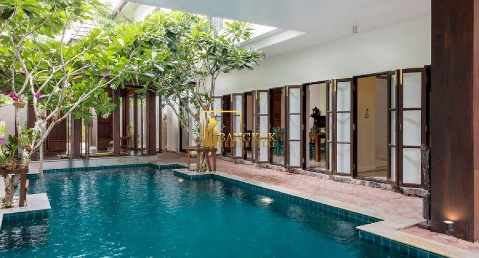For rent 4 ベッドルーム house in Khlong Toei, Bangkok