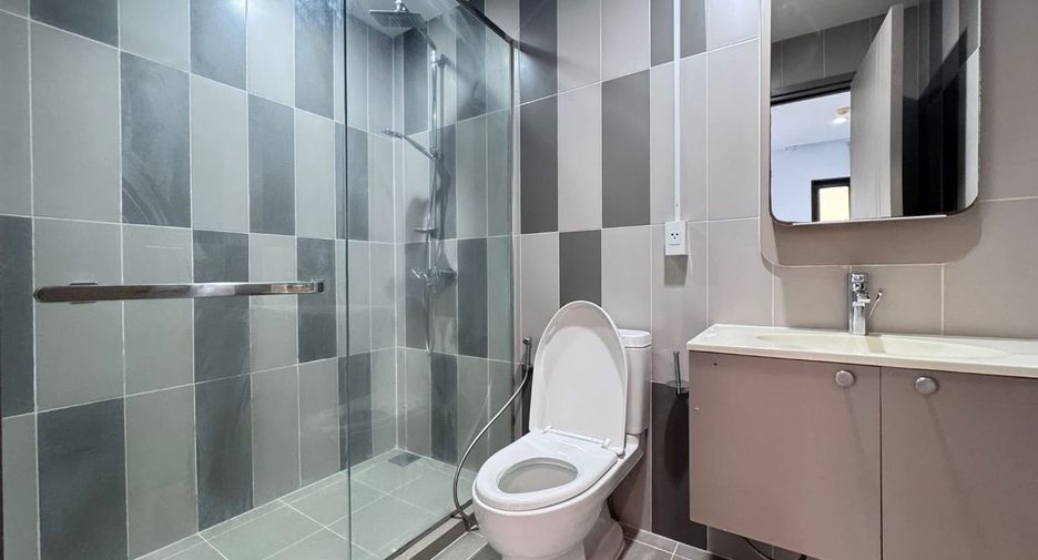 For sale 2 bedrooms condo in Khlong San, Bangkok