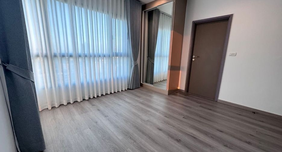 For sale 2 bedrooms condo in Khlong San, Bangkok