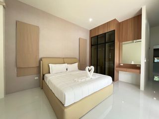 For rent 4 bedrooms villa in Mueang Krabi, Krabi