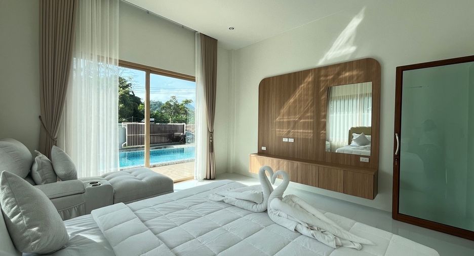 For rent 4 bedrooms villa in Mueang Krabi, Krabi