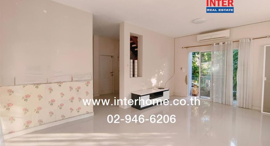 À vendre 3 chambres maison à Lat Krabang, Bangkok