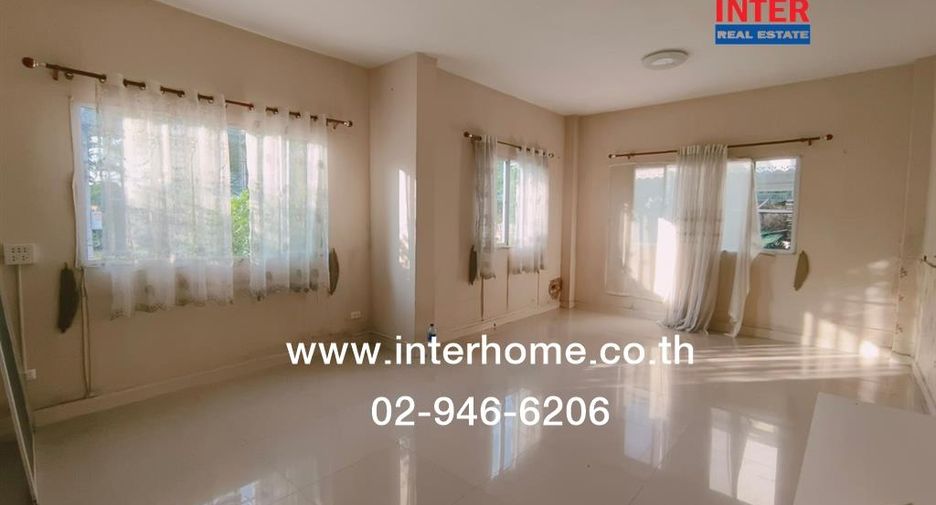 À vendre 3 chambres maison à Lat Krabang, Bangkok