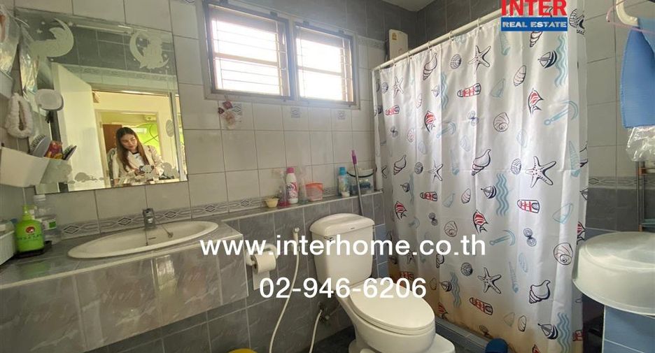 For sale 3 bedrooms townhouse in Khlong Sam Wa, Bangkok