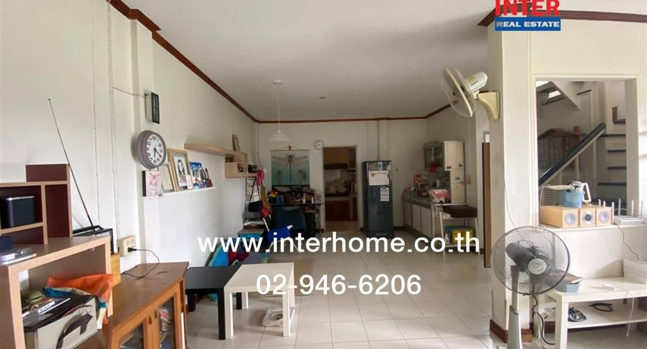 For sale 3 bedrooms townhouse in Khlong Sam Wa, Bangkok
