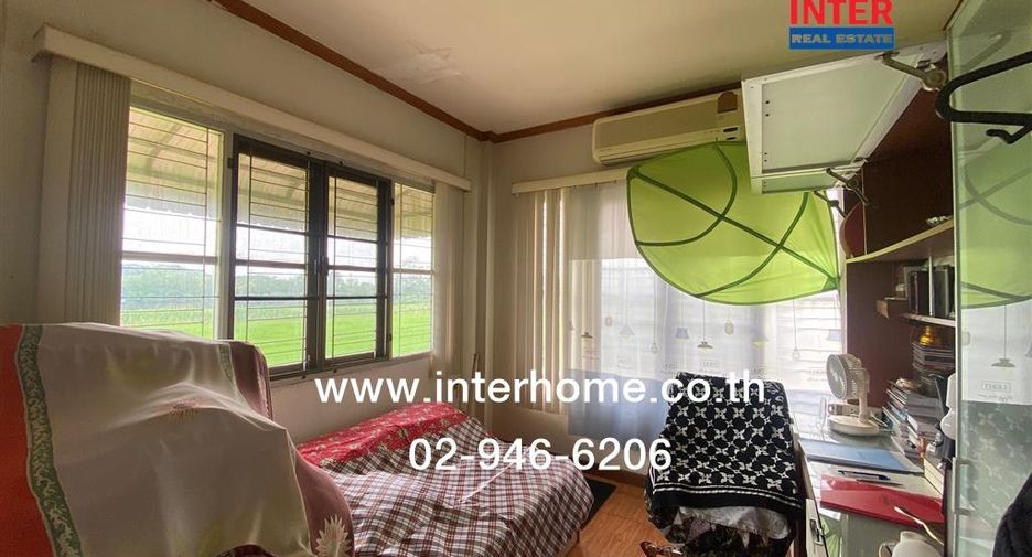 For sale 3 bedrooms townhouse in Khlong Sam Wa, Bangkok