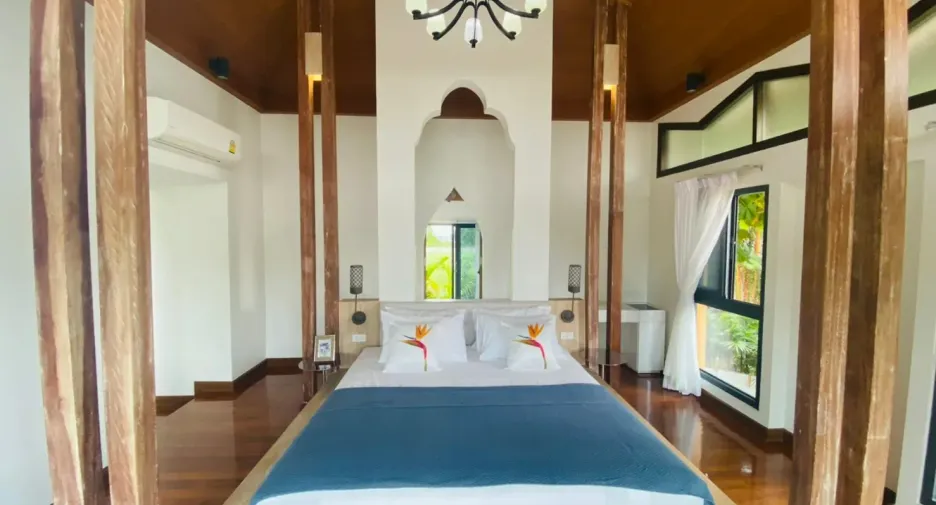Casa en alquiler y en venta de 6 habitaciones en Bang Lamung, Chonburi