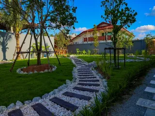 Haus zur Miete und zum Kauf mit 4 Zimmer in Bang Lamung, Chonburi
