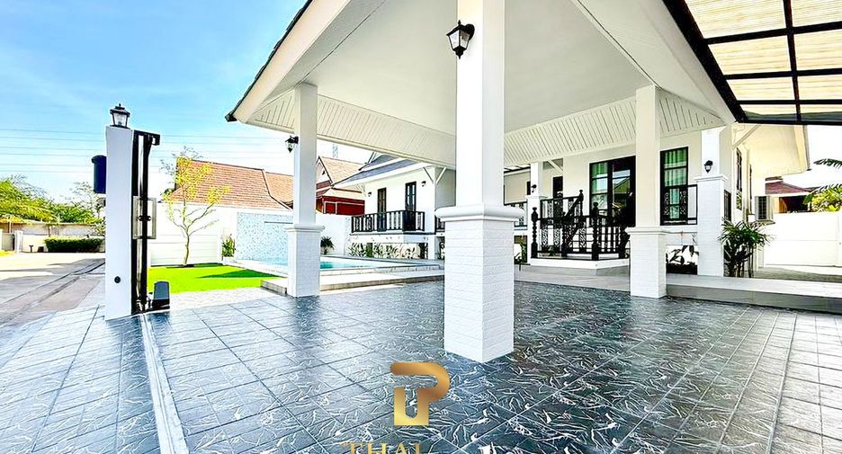 À vendre 3 chambres villa à Bang Lamung, Chonburi