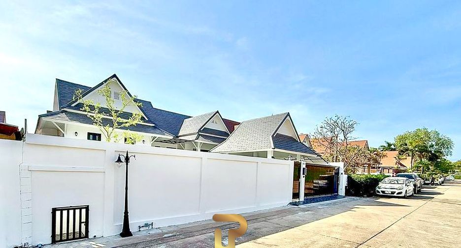 À vendre 3 chambres villa à Bang Lamung, Chonburi