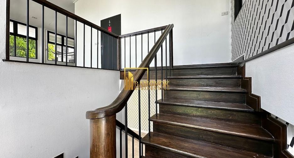 Haus zur Miete mit 3 Zimmer in Watthana, Bangkok