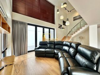 Apartamento en alquiler de 3 habitaciones en Watthana, Bangkok
