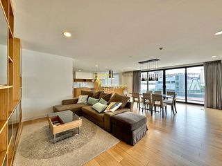 Apartamento en alquiler de 3 habitaciones en Watthana, Bangkok