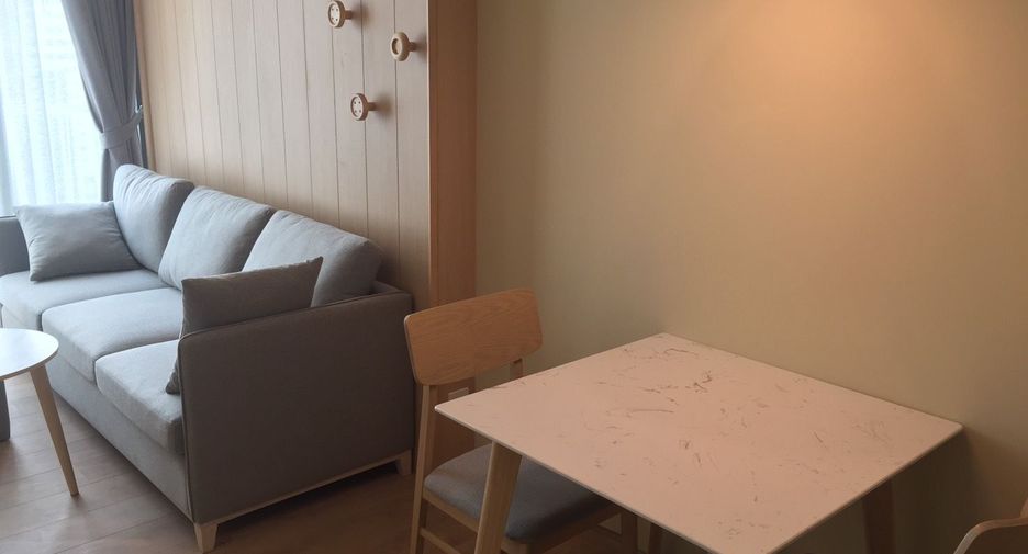 For rent 1 bed condo in Watthana, Bangkok
