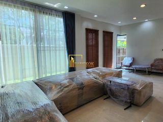 Haus zur Miete mit 3 Zimmer in Watthana, Bangkok