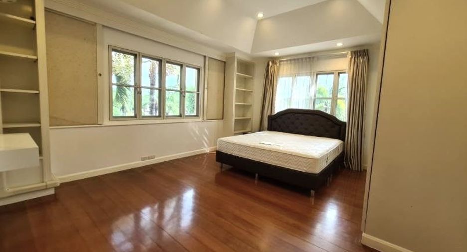 For rent 4 bedrooms house in Mueang Samut Prakan, Samut Prakan