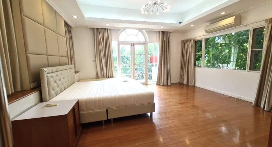 For rent 4 bedrooms house in Mueang Samut Prakan, Samut Prakan