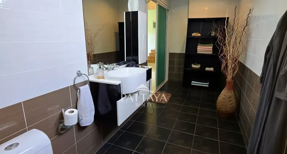 À vendre 4 chambres maison à Bang Lamung, Chonburi