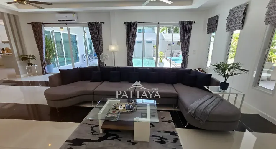 À vendre 4 chambres maison à Bang Lamung, Chonburi