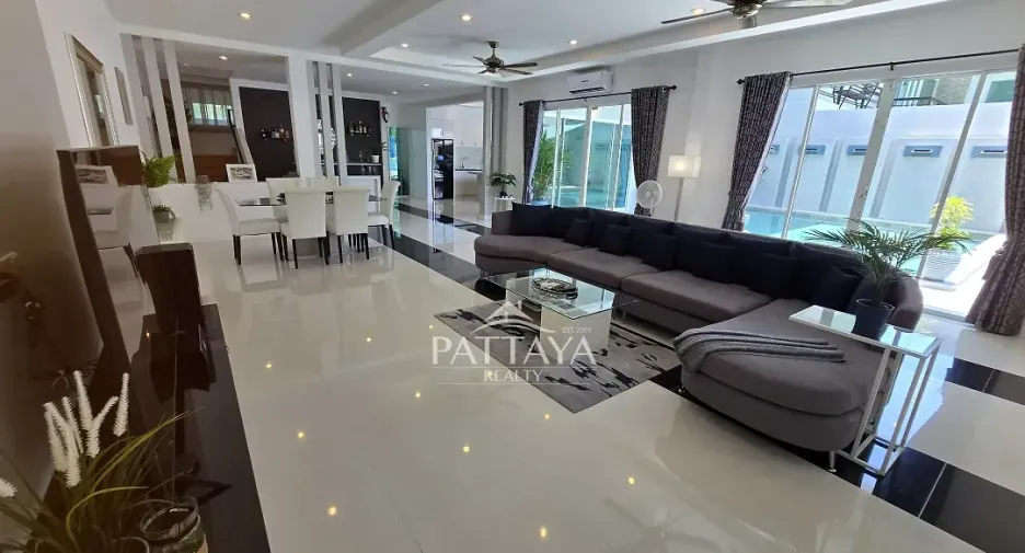 À vendre 4 chambres maison à Bang Lamung, Chonburi