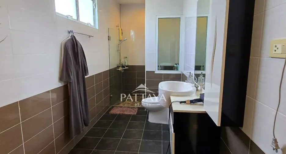 À vendre 4 chambres maison à Bang Lamung, Chonburi
