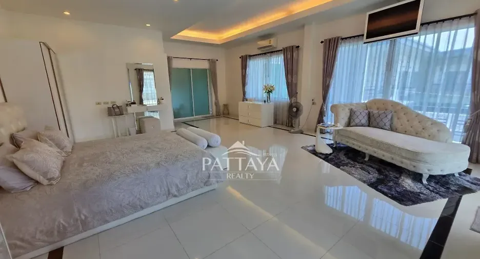 À vendre 4 chambres maison à Bang Lamung, Chonburi