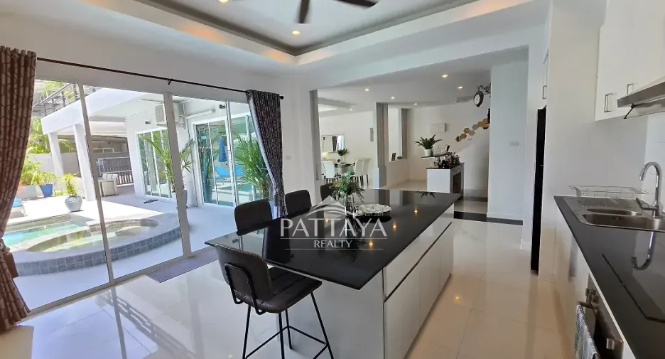 À vendre 4 chambres maison à Bang Lamung, Chonburi